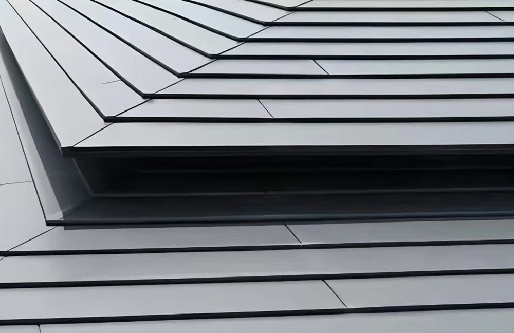  Panouri metalice pentru acoperiș cu îmbinare în picioare: cost, materiale și ghid de instalare