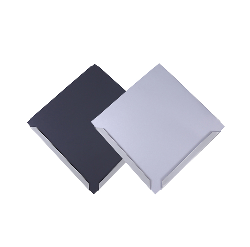 Tigla metalica patrata Tigla metalica patrata